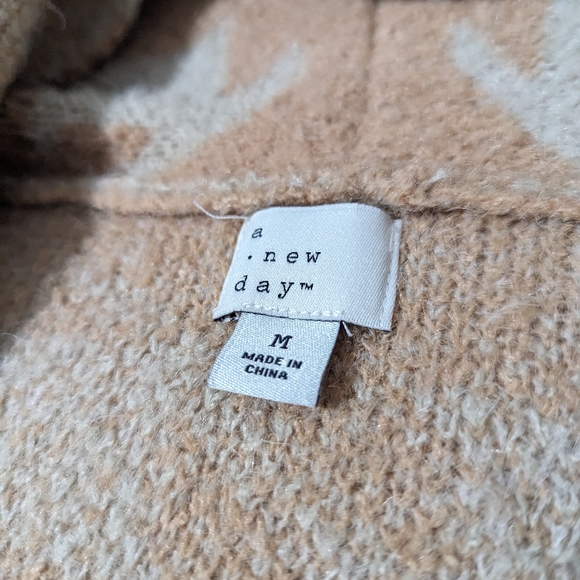 Brown/Tan Robe - Picture 3 of 3